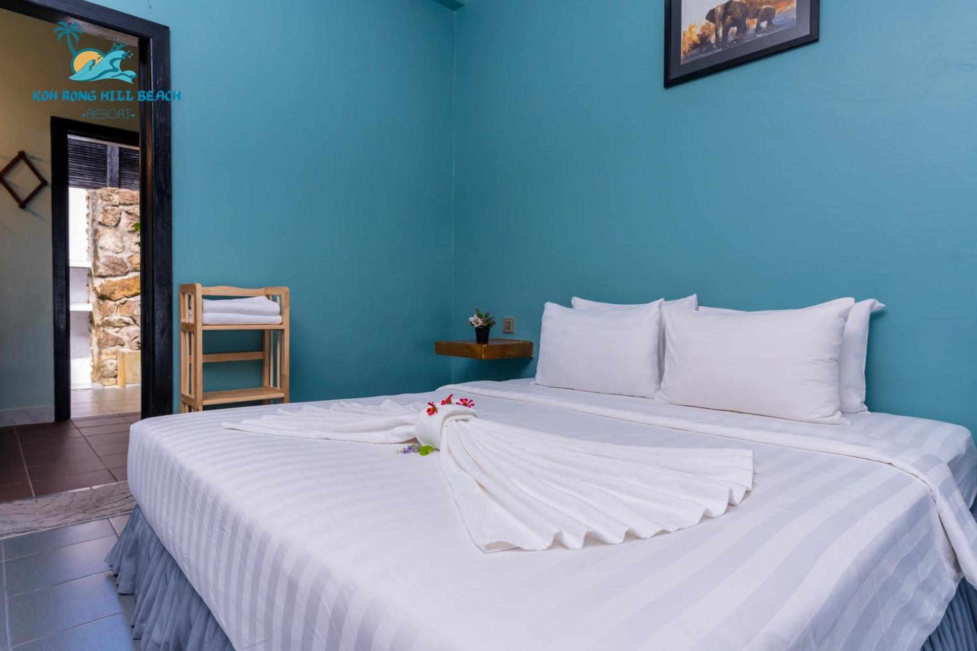 Koh Rong Hill Beach Resort Derm Tkov Village Exteriör bild