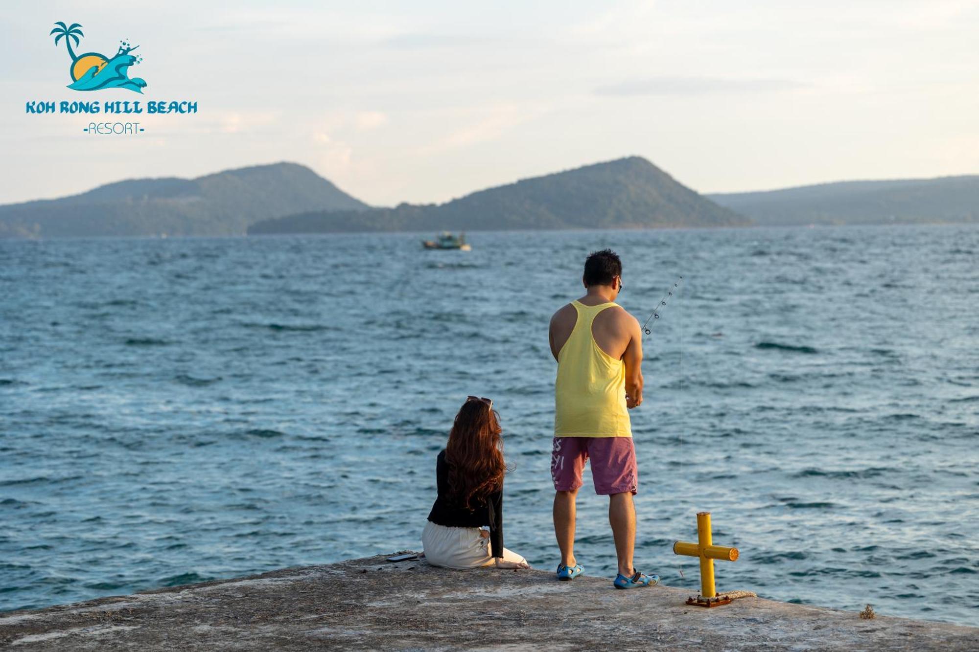 Koh Rong Hill Beach Resort Derm Tkov Village Exteriör bild