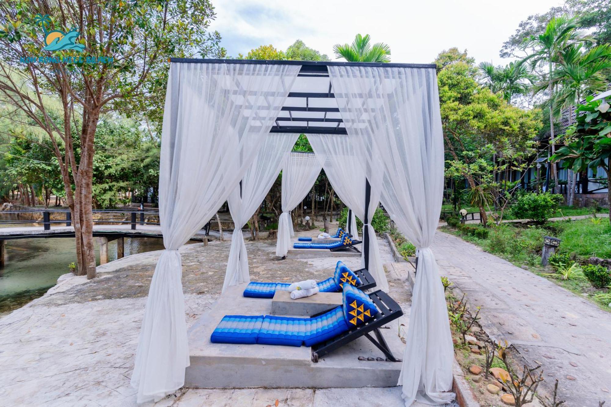 Koh Rong Hill Beach Resort Derm Tkov Village Exteriör bild